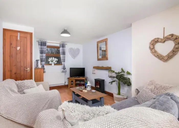 Sycamore Cottage - Yorkshire Coast Holiday Lets